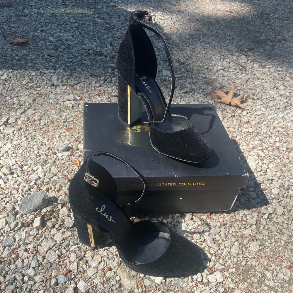 Black Velvet Ankle Strap Heels, lulus. Size 7.5. Worn once